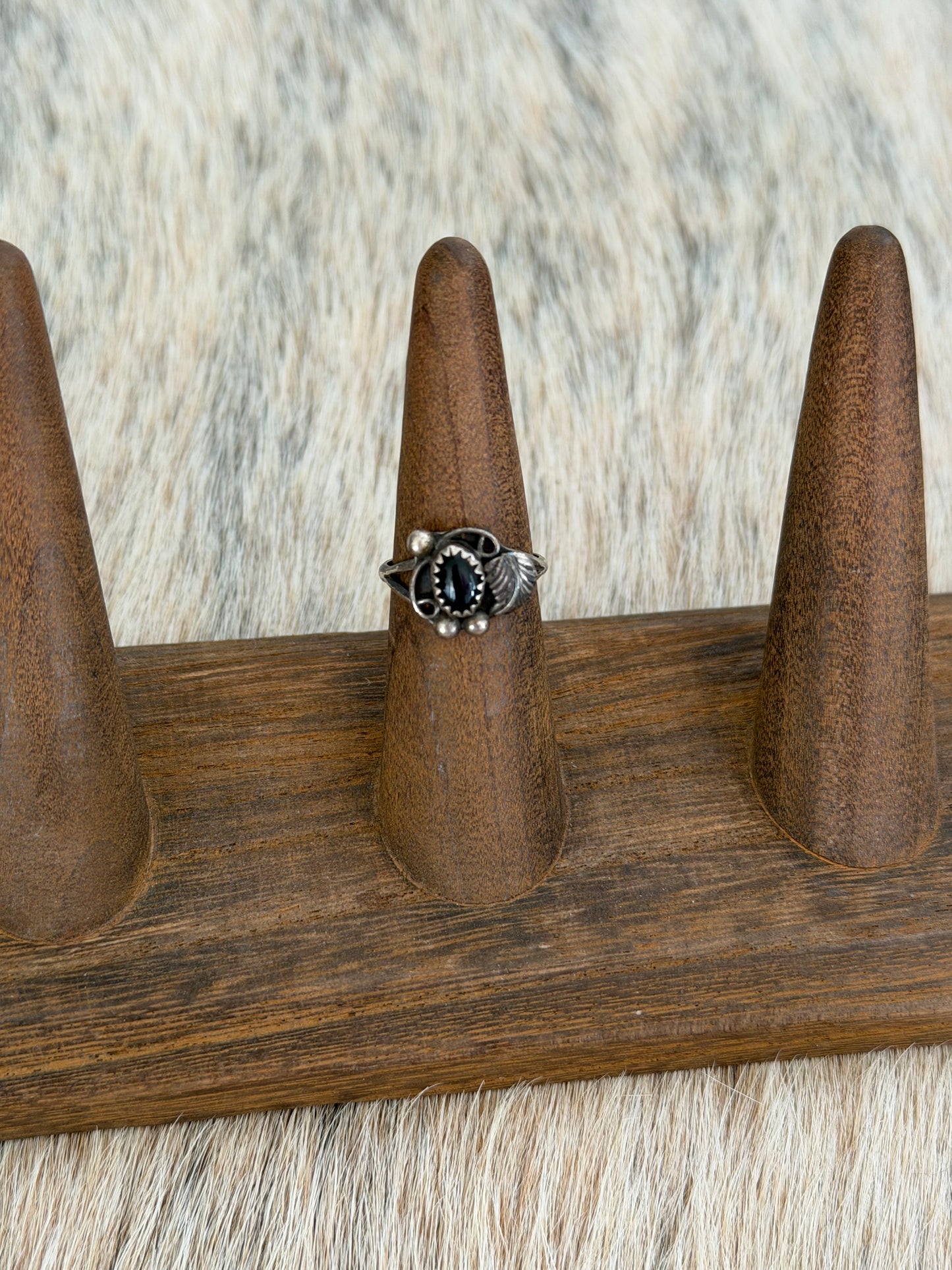 Size 6 Vintage Black Onyx Ring