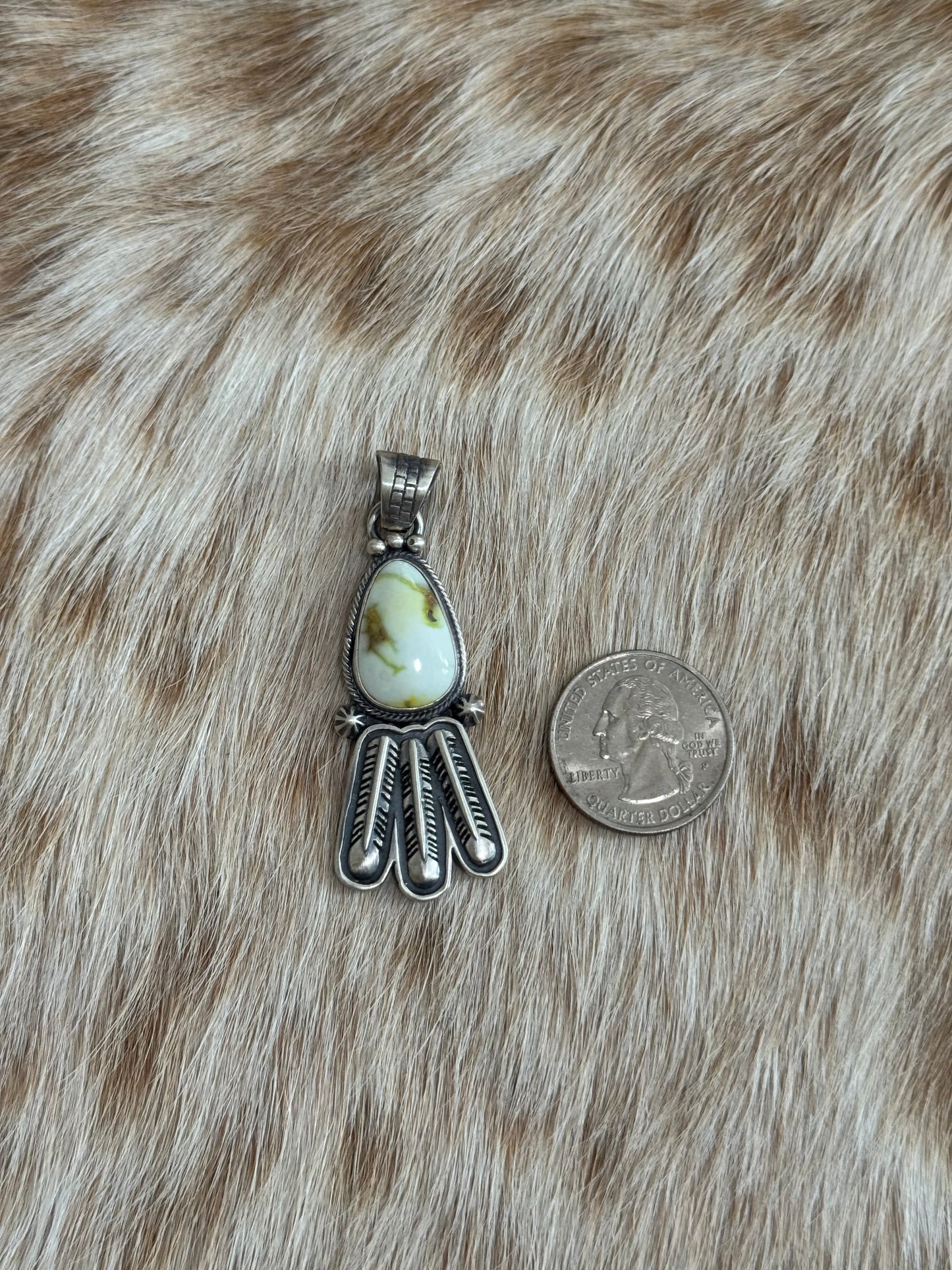 Palomino Pendant