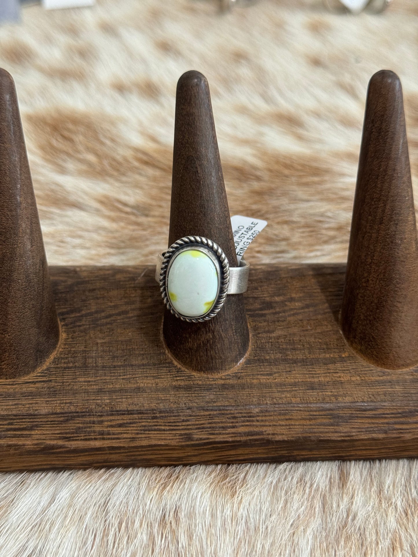 Palomino Adjustable Ring