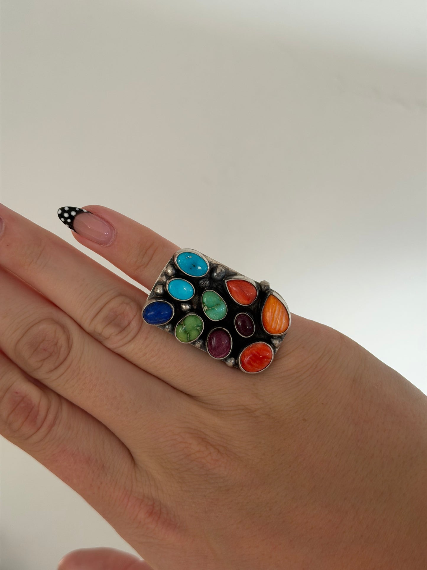 Adjustable Multicolored Cluster Ring