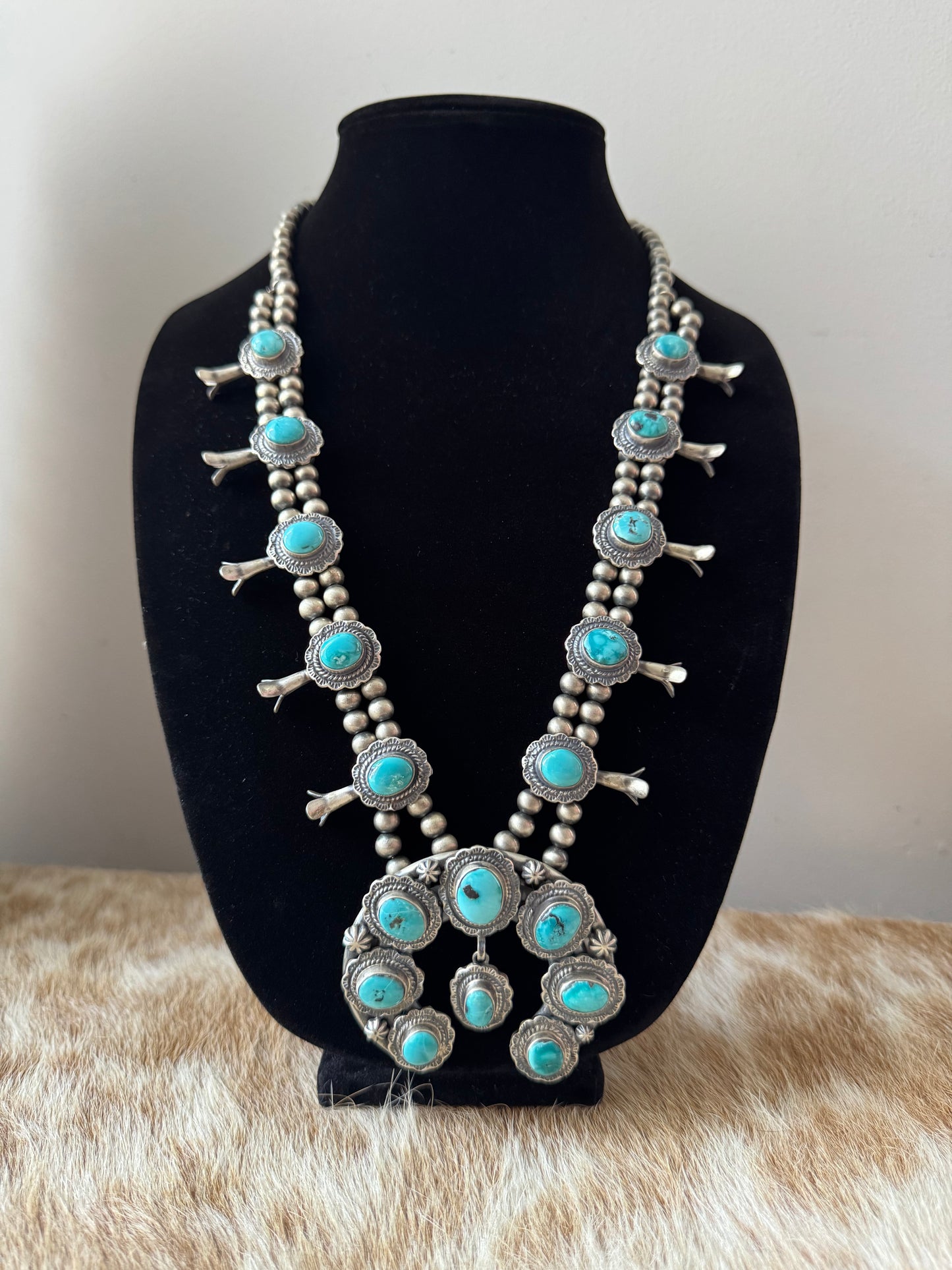 Kingman Turquoise Squash Blossom Necklace with Earrings