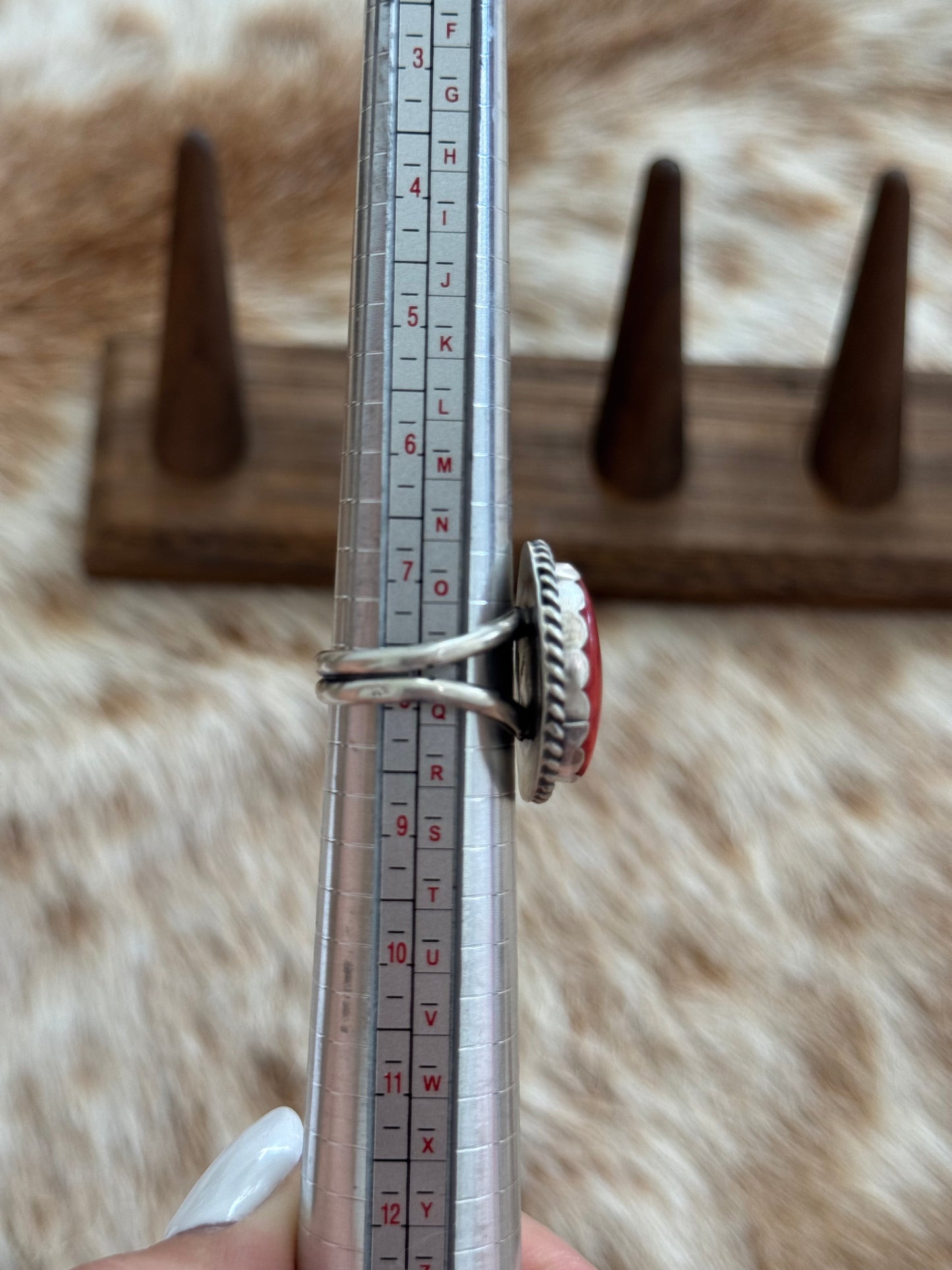 Size 8 Red Spiny Oyster Shell Ring