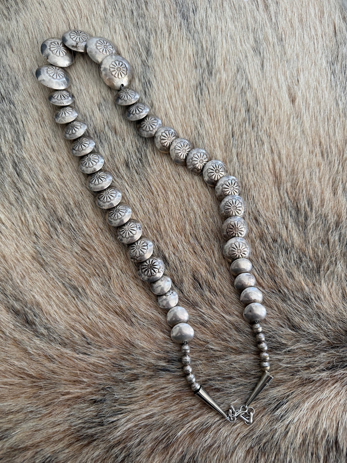 VINTAGE 25" Pillow Bead Necklace