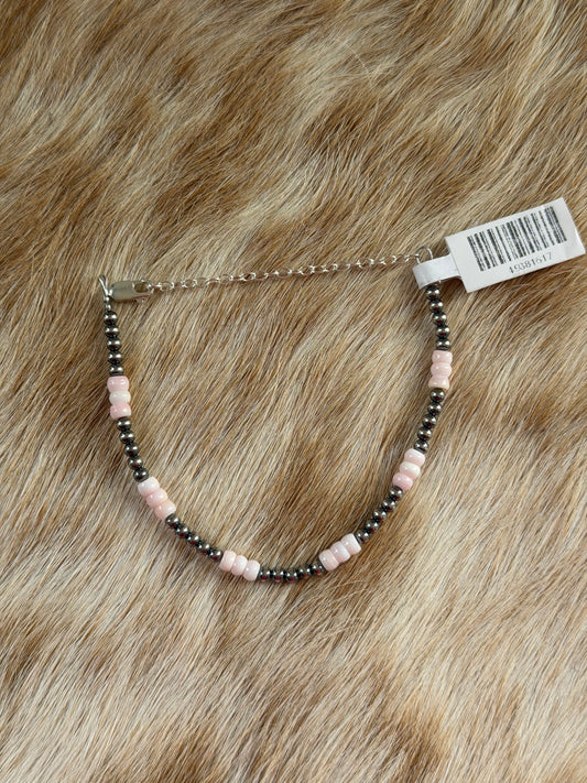 6.25" Pink Conch Bracelet