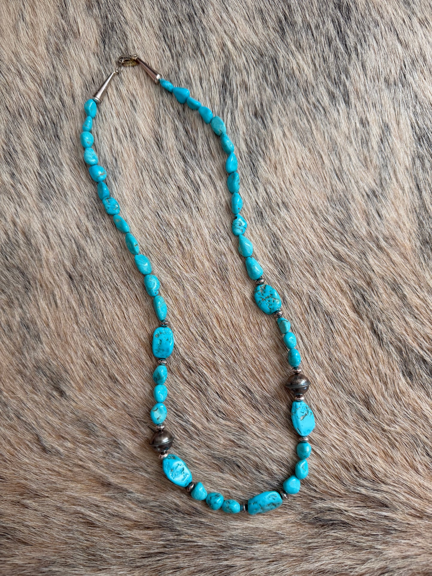 Pre-Loved 22" Turquoise Necklace