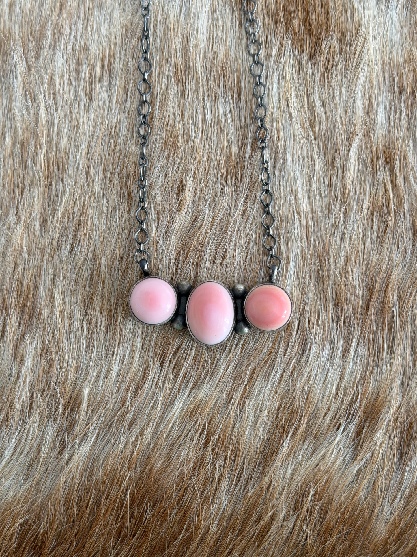 Pink Conch Cluster Bar Necklace