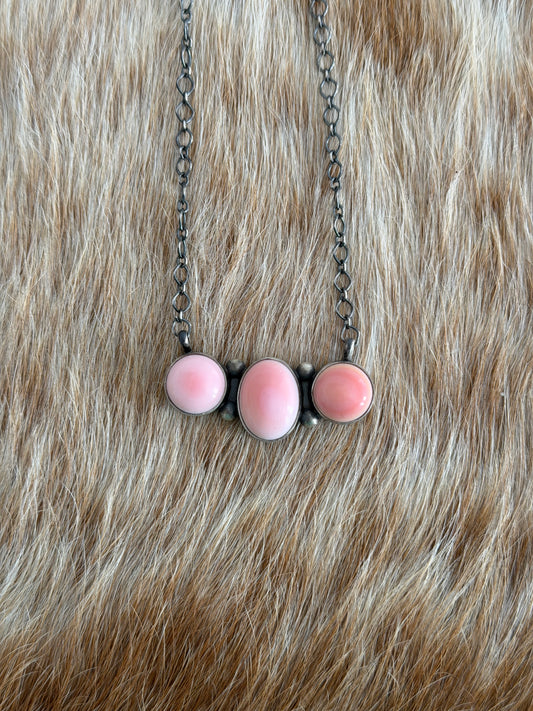 Pink Conch Cluster Bar Necklace
