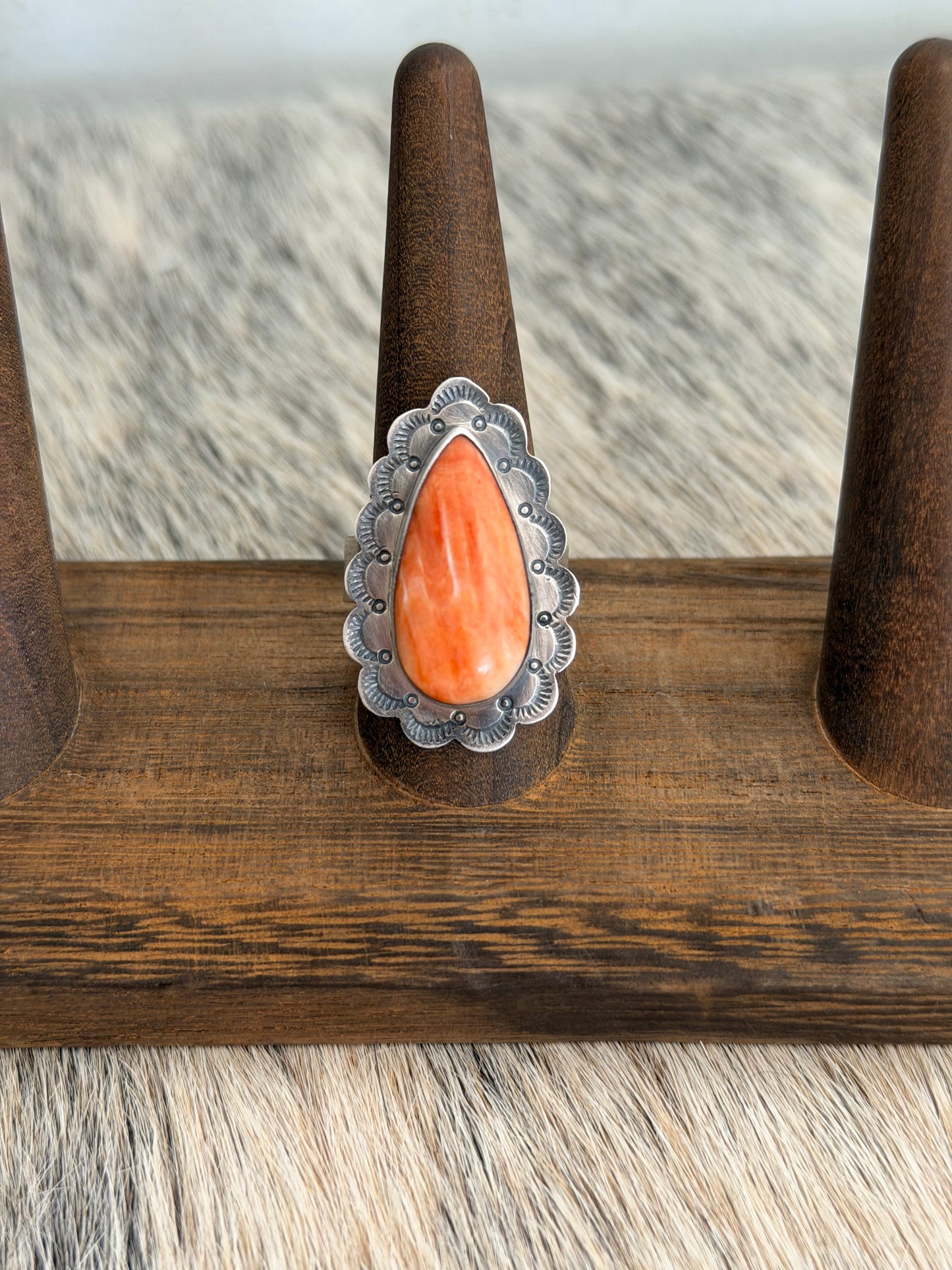 Adjustable Orange Spiny Oyster Shell Ring