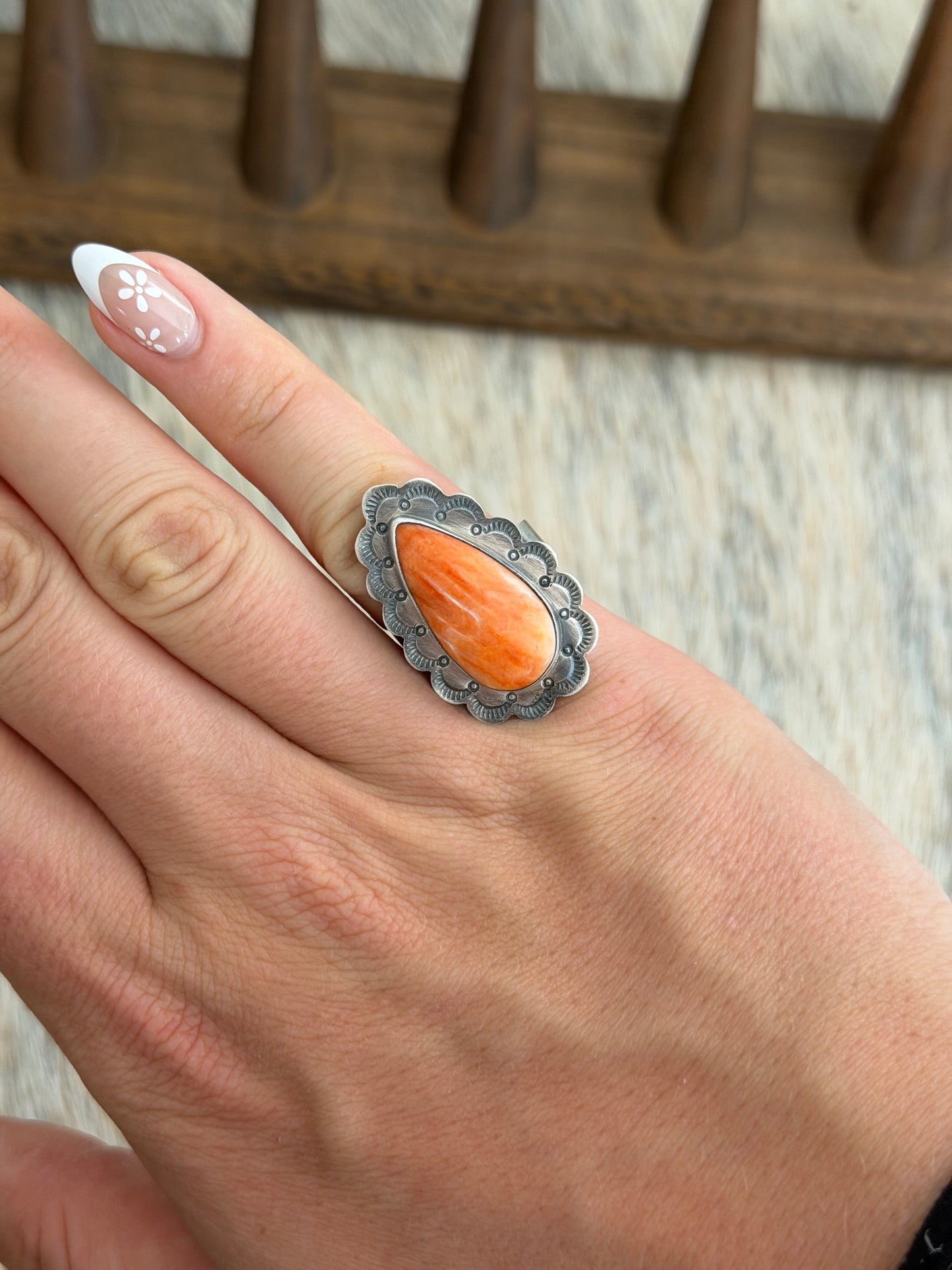Adjustable Orange Spiny Oyster Shell Ring