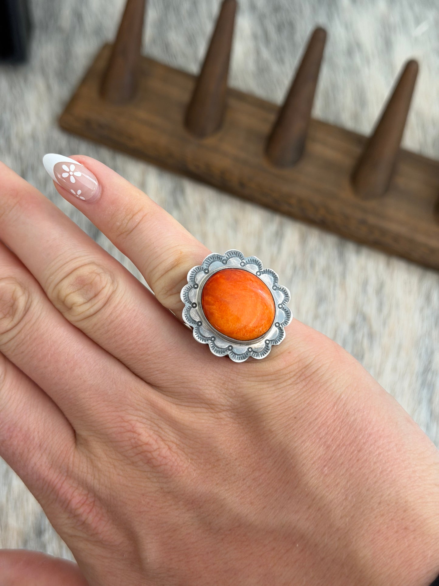 Adjustable Orange Spiny Oyster Shell Ring