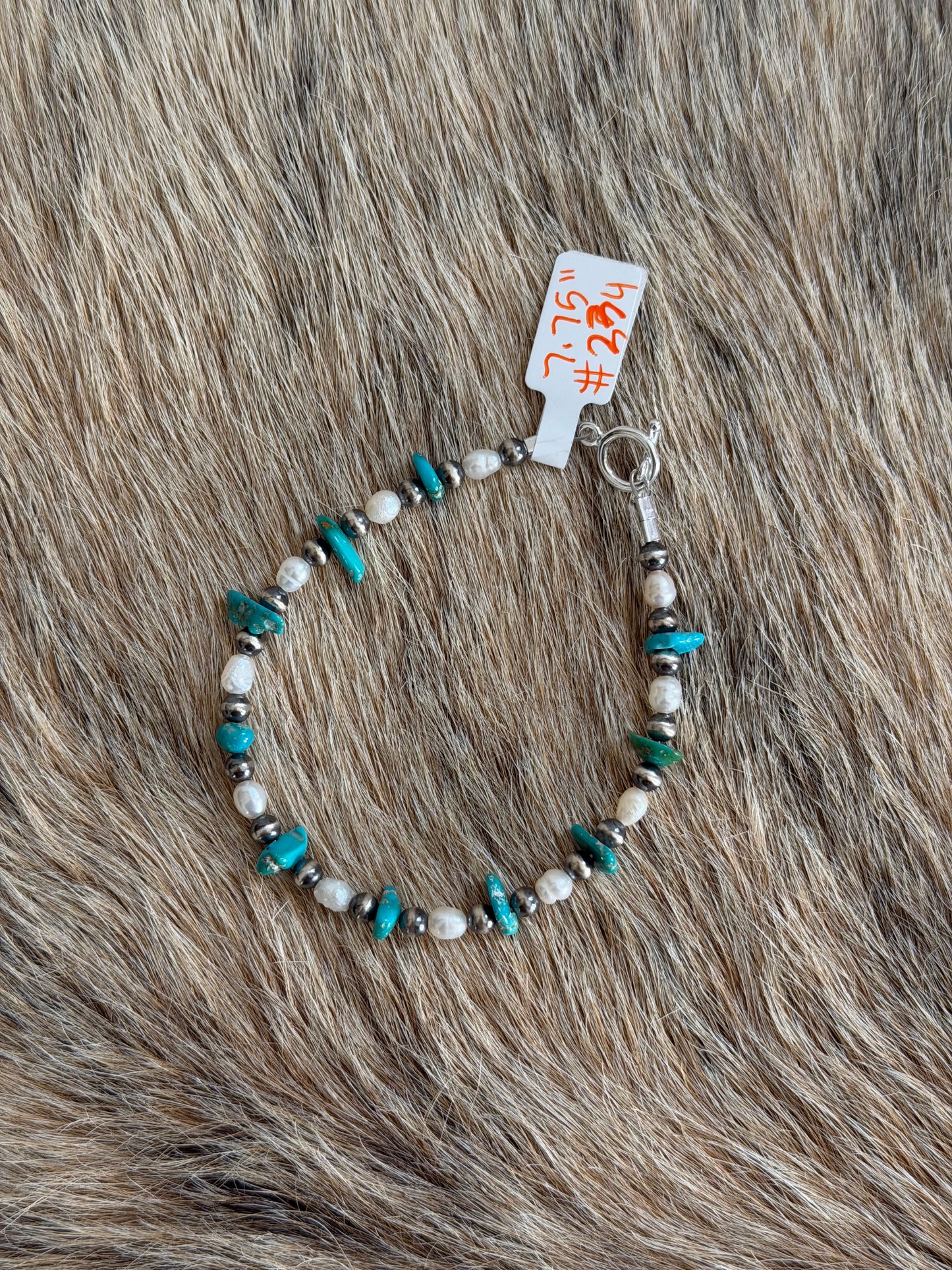 7.75" Kingman Turquoise and White Freshwater Pearl Bracelet