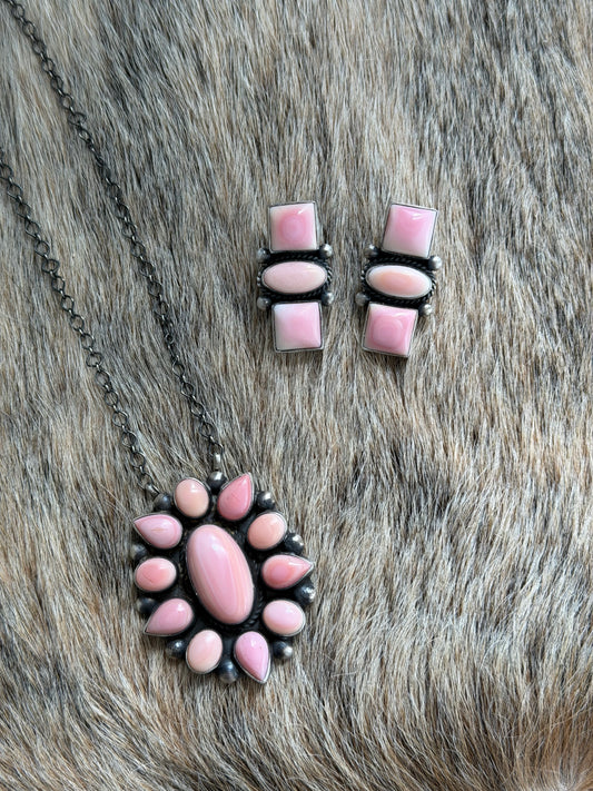 Pink Conch Bundle