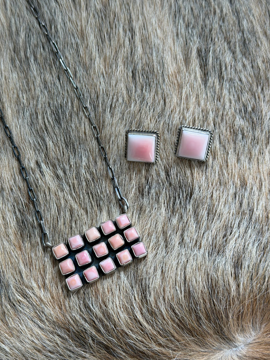 Pink Conch Bundle