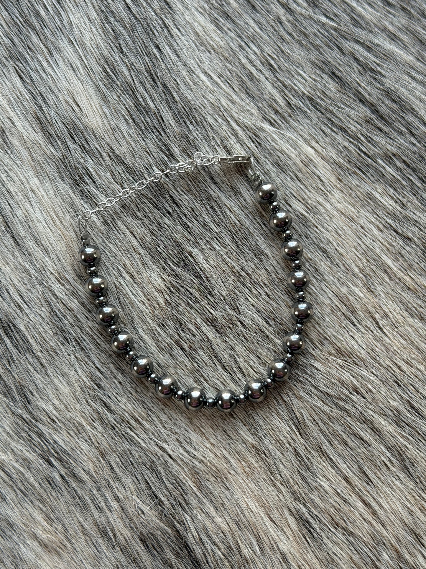 6" 3mm/6mm Alternating Bracelet