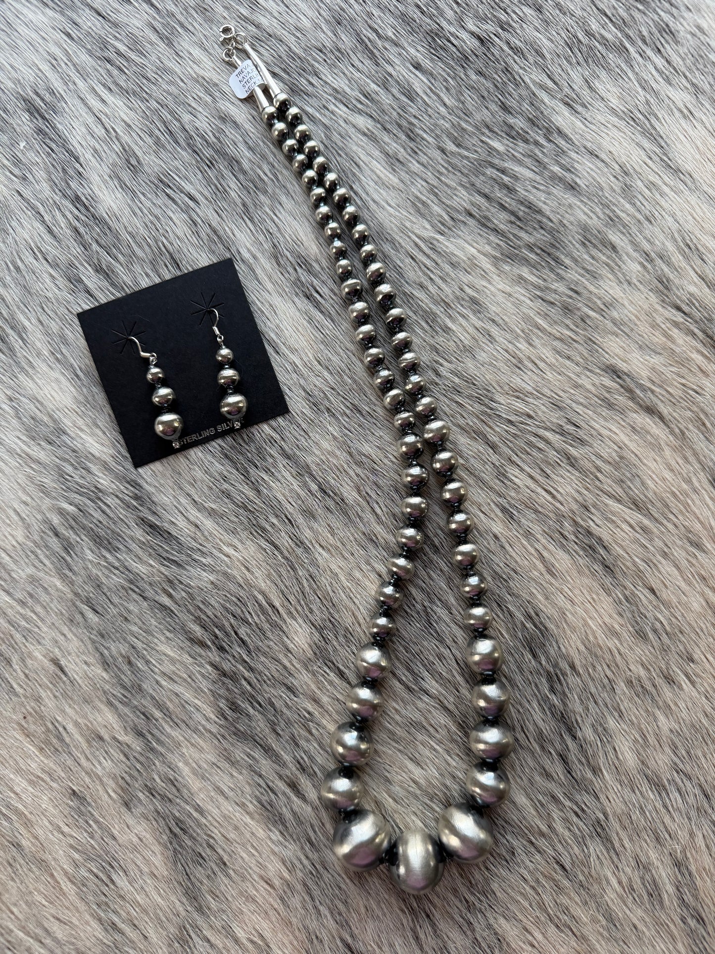 27" 7mm-19mm Graduated HANDMADE NAVAJO PEARL Necklace and Earrings Set