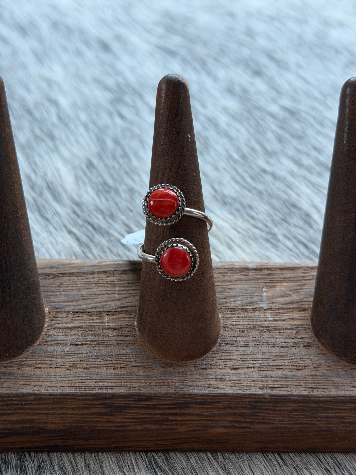 Adjustable Red Spiny Oyster Shell Wrap Ring