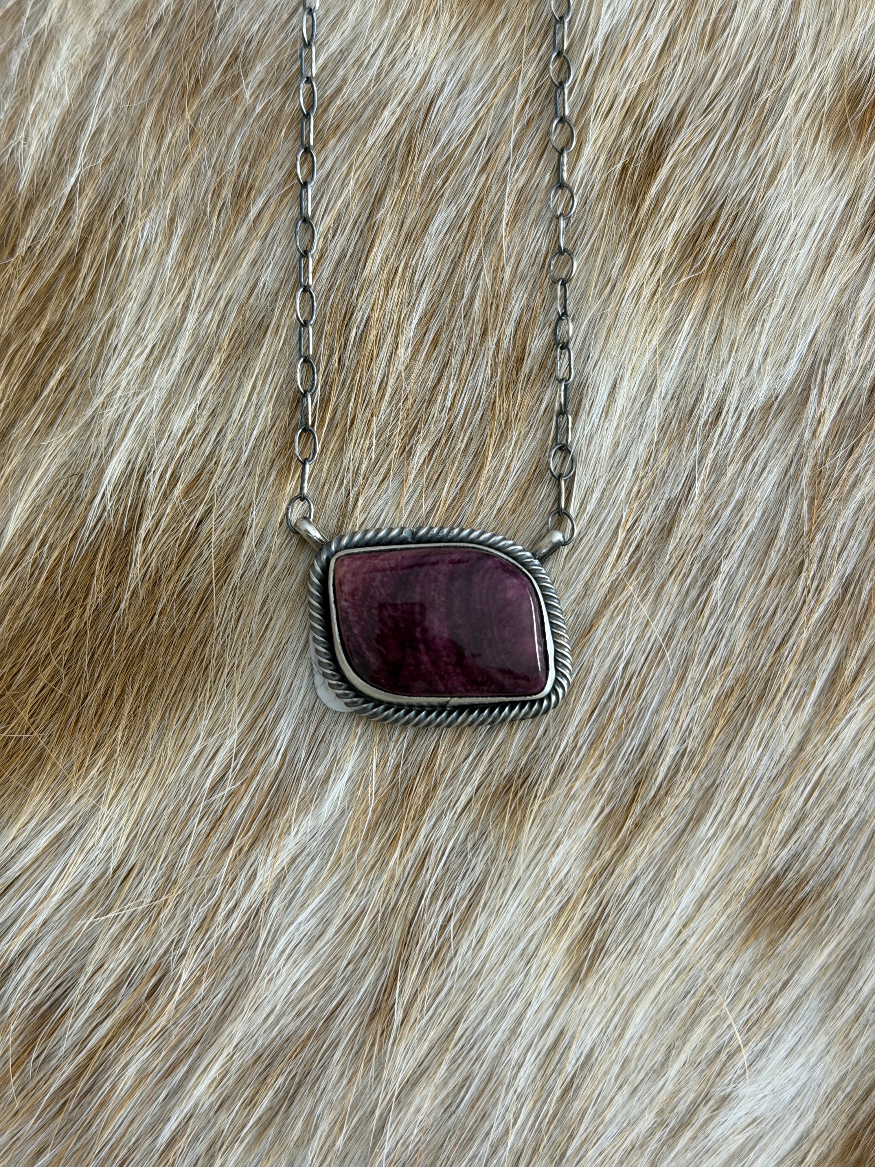 Purple Spiny Oyster Shell Bar Necklace – Ranchin' Roots