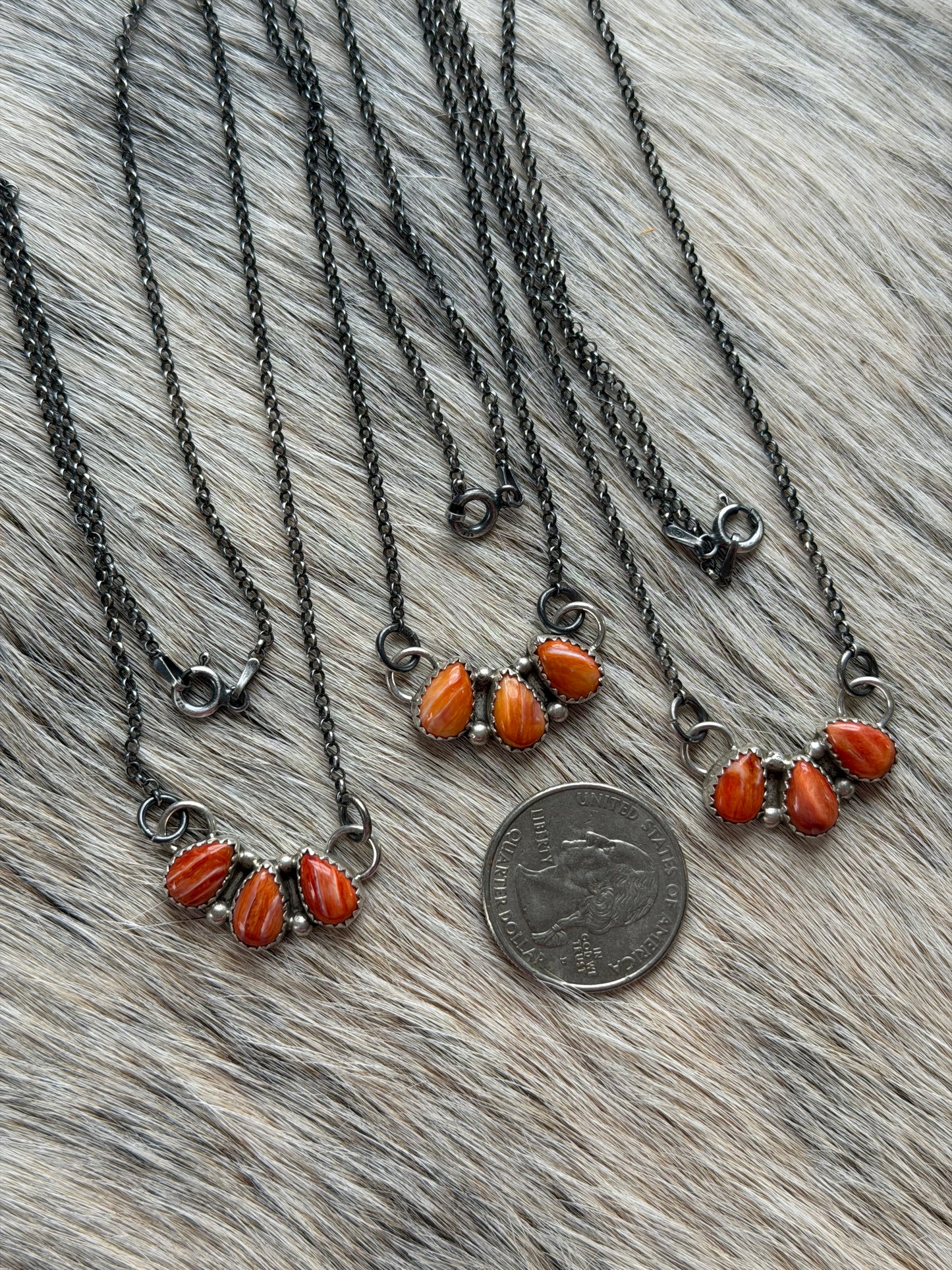 Spiny Oyster Shell Cluster Bar Necklace