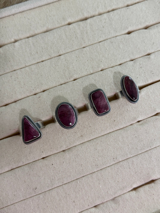 Adjustable Wide Band Purple Spiny Oyster Shell Ring