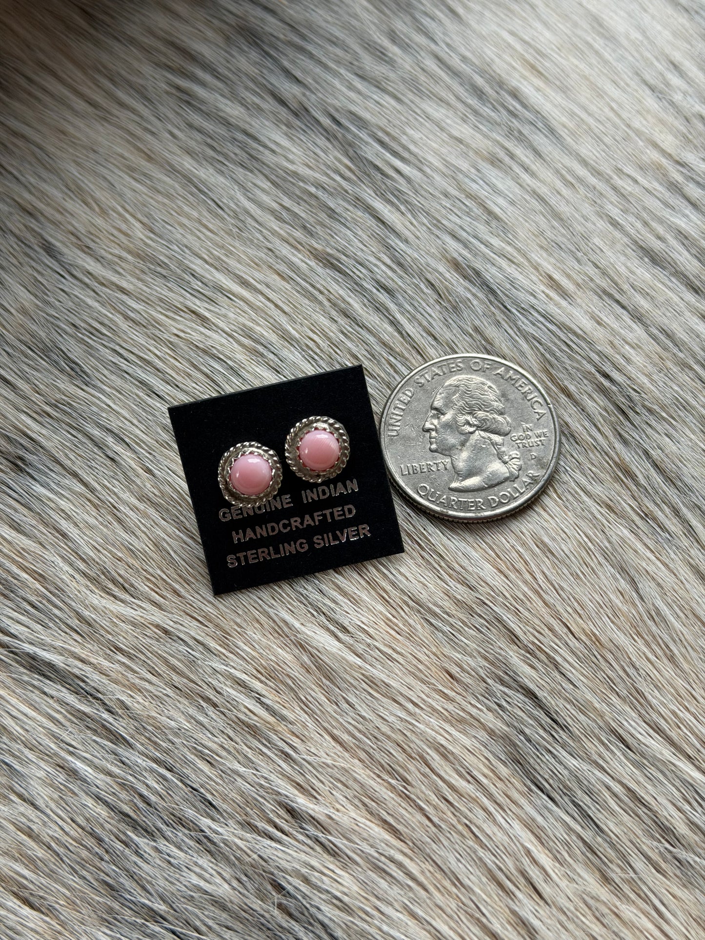 Pink Conch Dainty Earrings