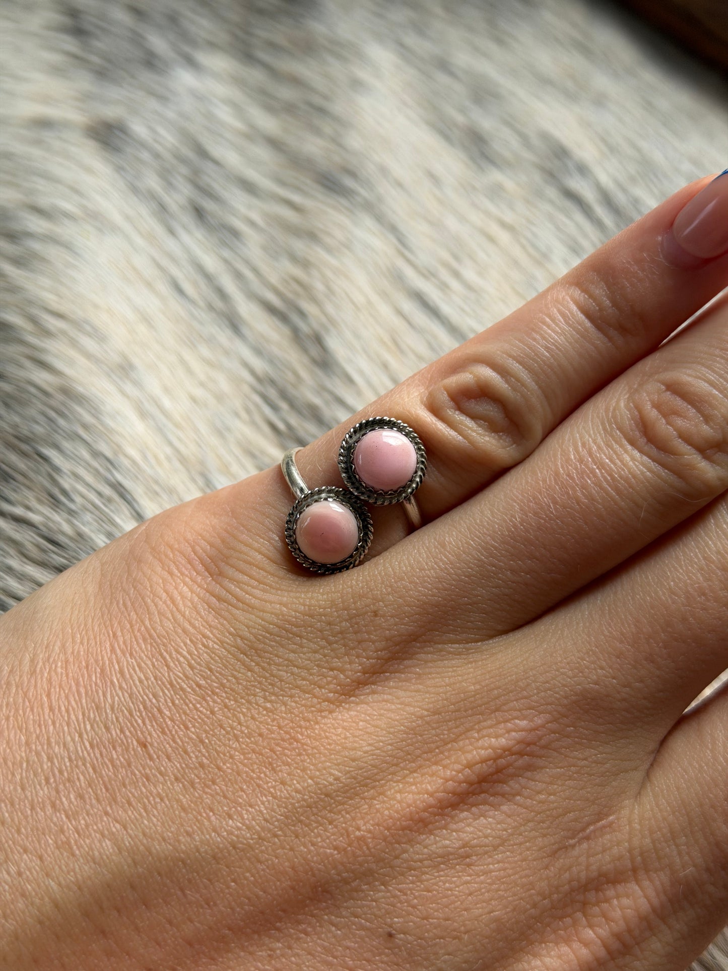 Adjustable Pink Conch Wrap Ring