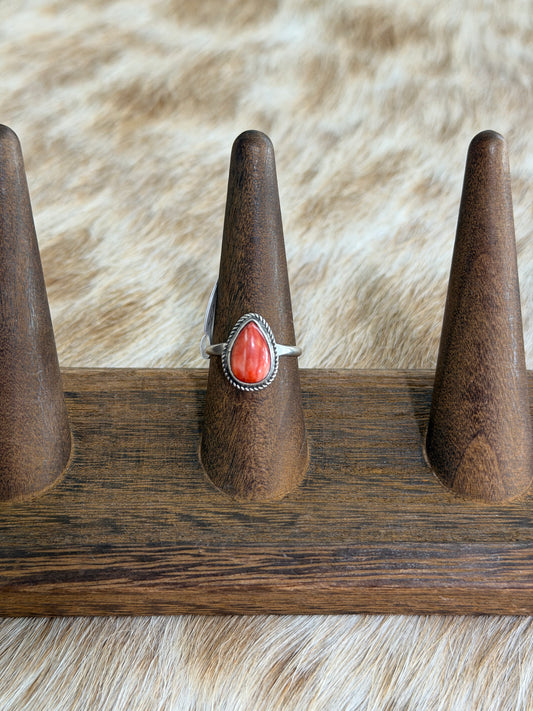 Size 7 Red Spiny Oyster Shell Ring
