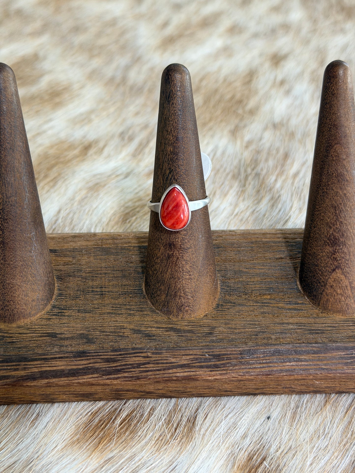 Size 6.5 Red Spiny Oyster Shell Ring