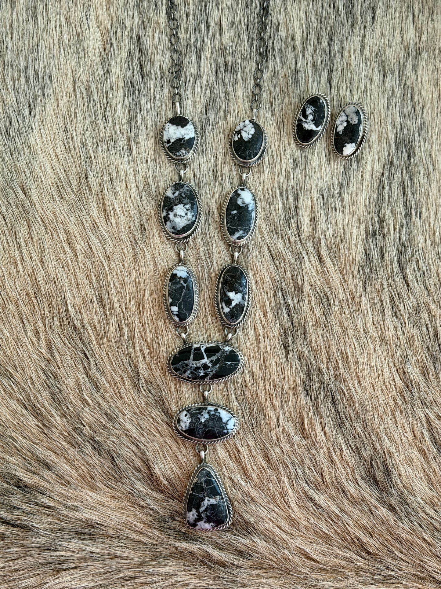 White Buffalo Lariat Necklace and Earrings Set