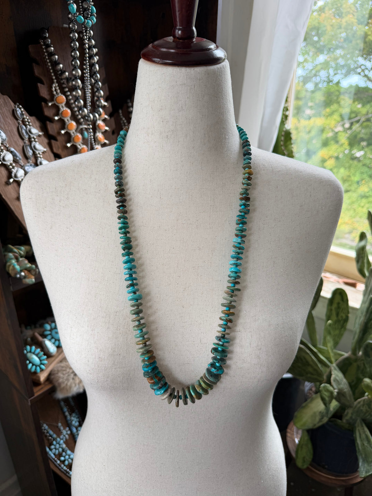 31" Kingman Turquoise Statement Necklace
