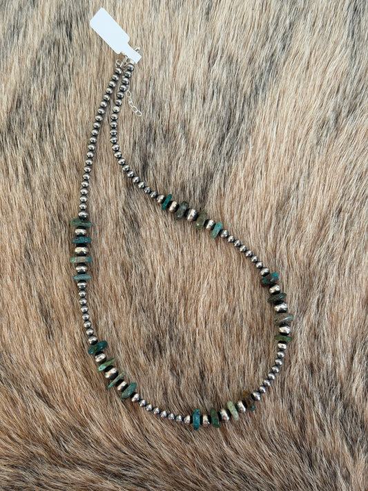 18.75" Turquoise Necklace
